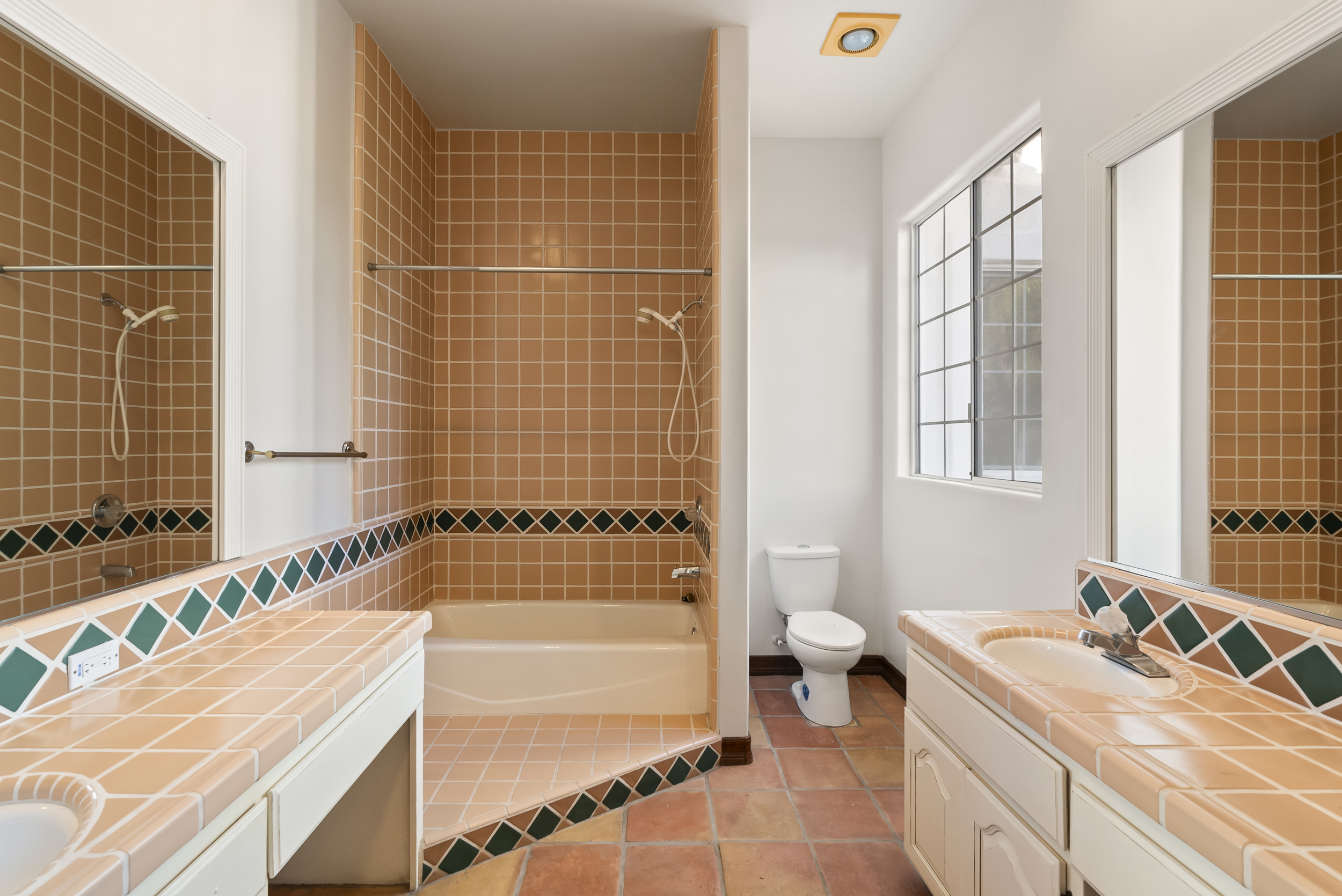  28889 Anderson Court, Escondido, CA 92026 - 物件實景
