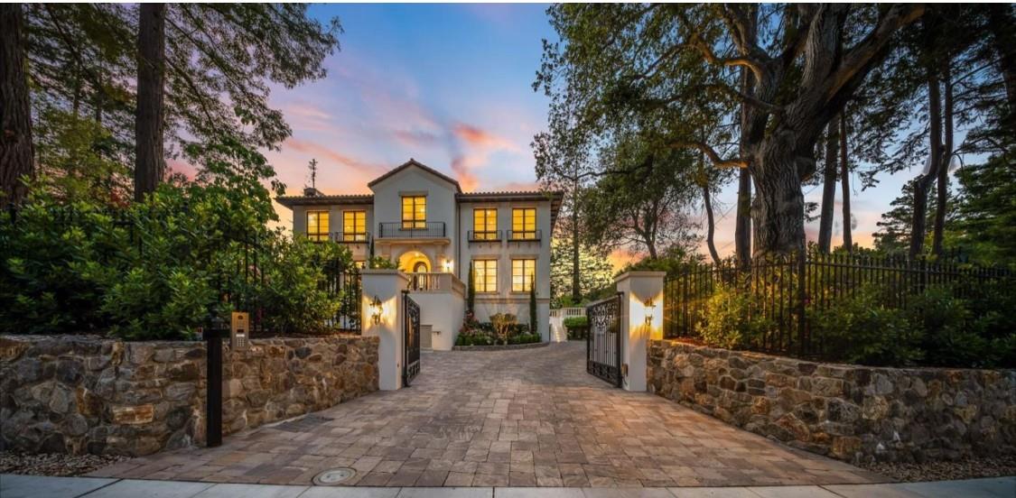 San Mateo, California, 94402, United States, 4 Bedrooms Bedrooms, ,6 BathroomsBathrooms,Residential,For Sale,1836989