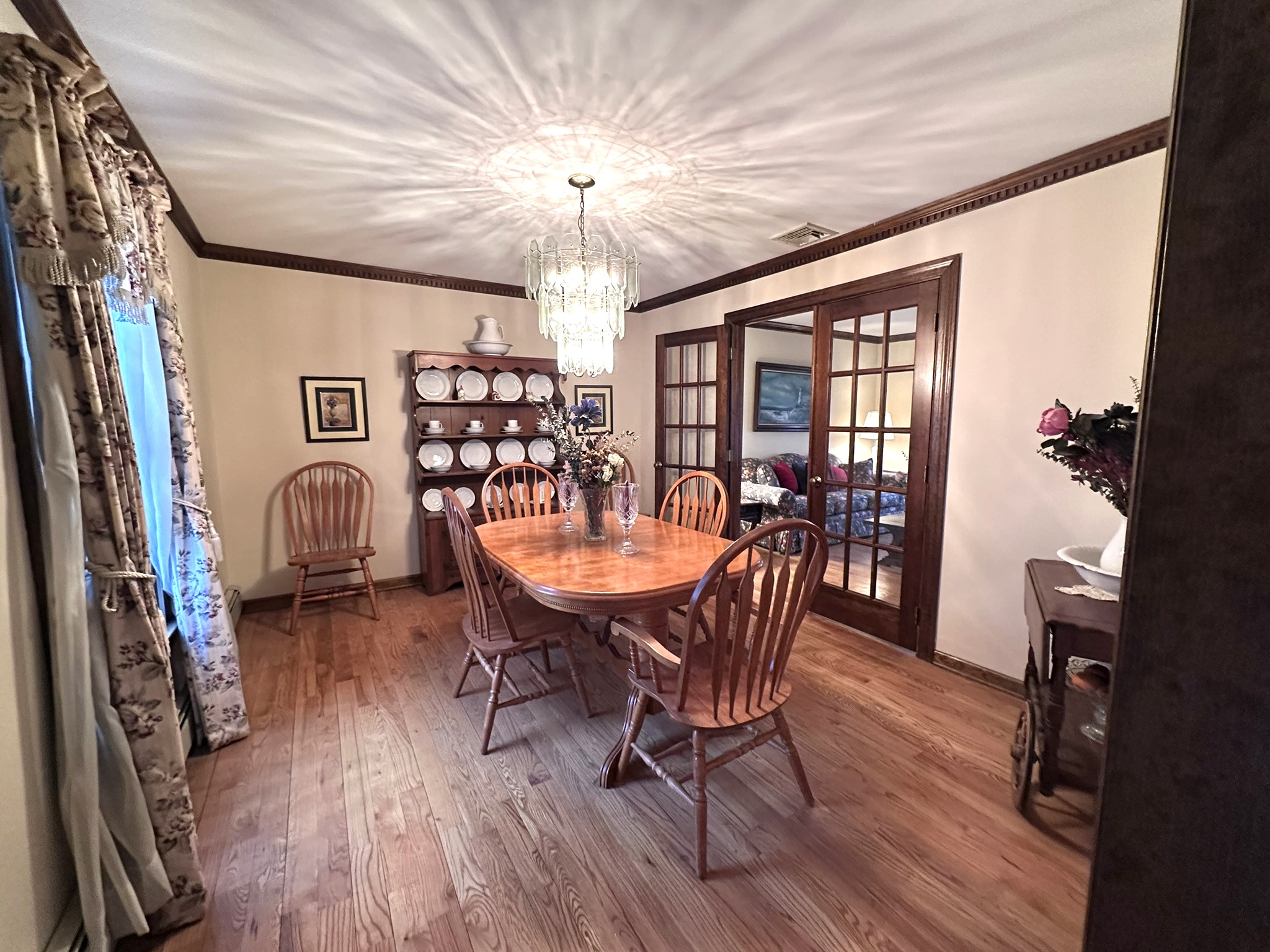 Boonton, New Jersey, 07005, United States, 4 Bedrooms Bedrooms, ,4 BathroomsBathrooms,Residential,For Sale,1990239