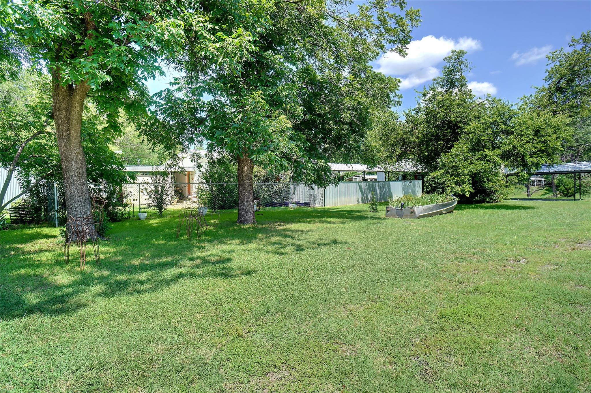 Lake Bridgeport, Texas, 76426, United States, 3 Bedrooms Bedrooms, ,3 BathroomsBathrooms,Residential,For Sale,1989947