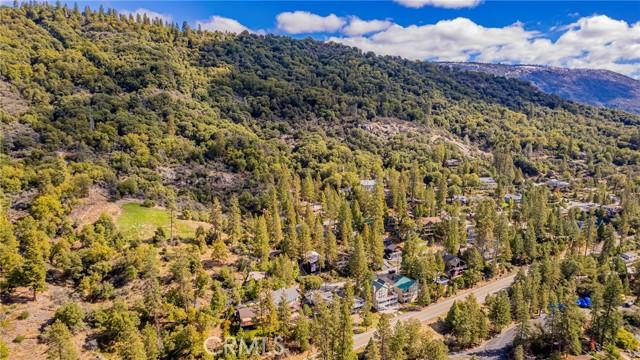 Bass Lake, California, 93604, United States, 3 Bedrooms Bedrooms, ,2 BathroomsBathrooms,Residential,For Sale,1979662