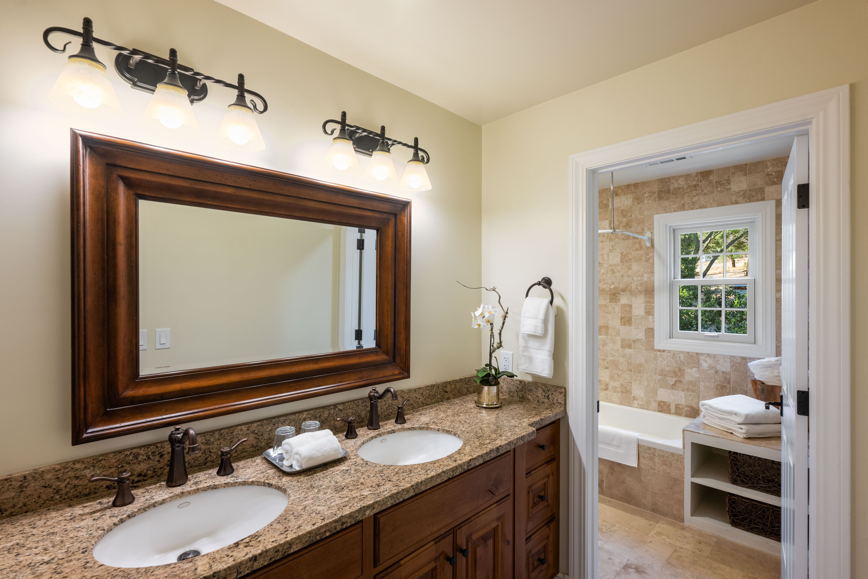  14347 Highway 12 - 物件實景