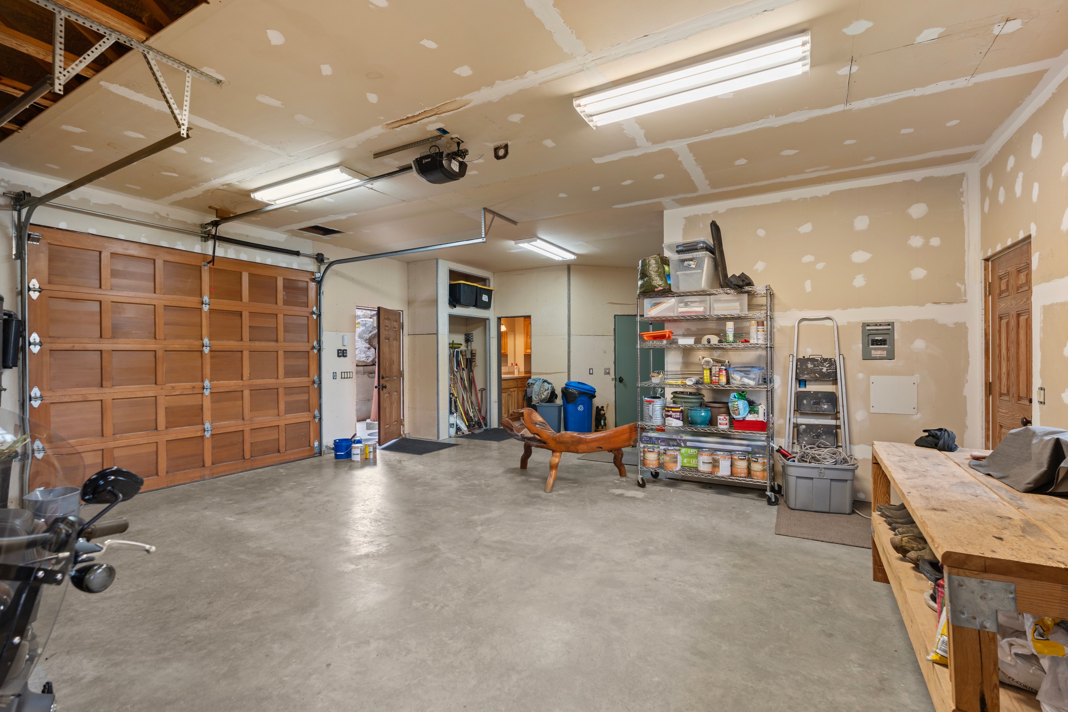 Bonners Ferry, Idaho, 83805, United States, 3 Bedrooms Bedrooms, ,4 BathroomsBathrooms,Residential,For Sale,1984473