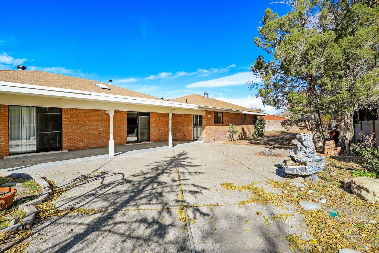 Albuquerque, New Mexico, 87123, United States, 3 Bedrooms Bedrooms, ,3 BathroomsBathrooms,Residential,For Sale,2002938