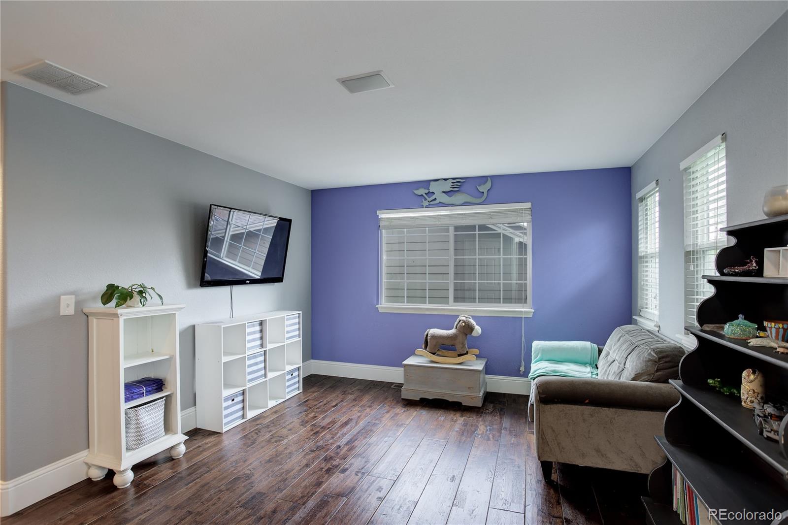 Henderson, Colorado, 80640, United States, 5 Bedrooms Bedrooms, ,3 BathroomsBathrooms,Residential,For Sale,2002056