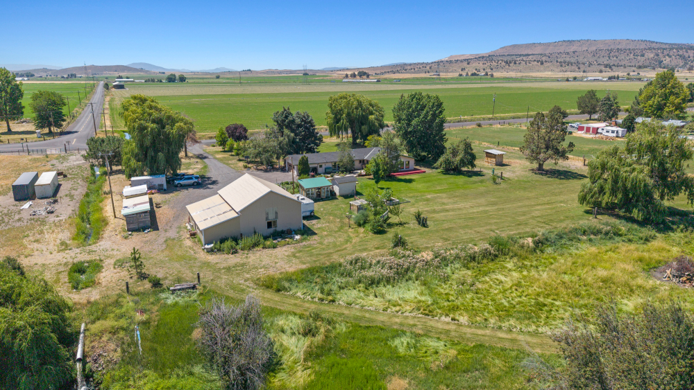 KLAMATH FALLS, Oregon, 97603, United States, 3 Bedrooms Bedrooms, ,2 BathroomsBathrooms,Residential,For Sale,1984285