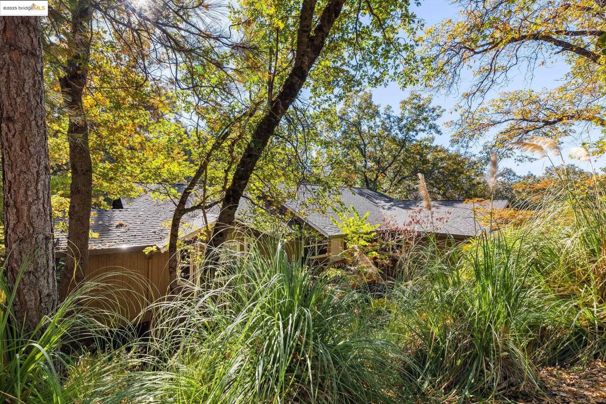 Sonora, California, 95370, United States, 5 Bedrooms Bedrooms, ,3 BathroomsBathrooms,Residential,For Sale,1979113