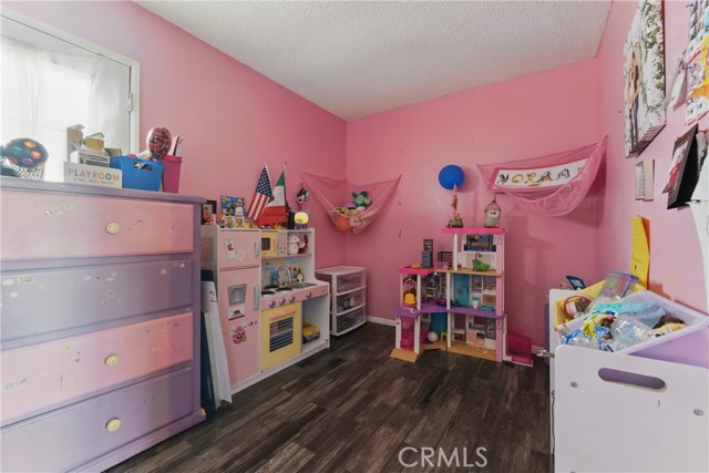 Littlerock, California, 93543, United States, 3 Bedrooms Bedrooms, ,2 BathroomsBathrooms,Residential,For Sale,1983200