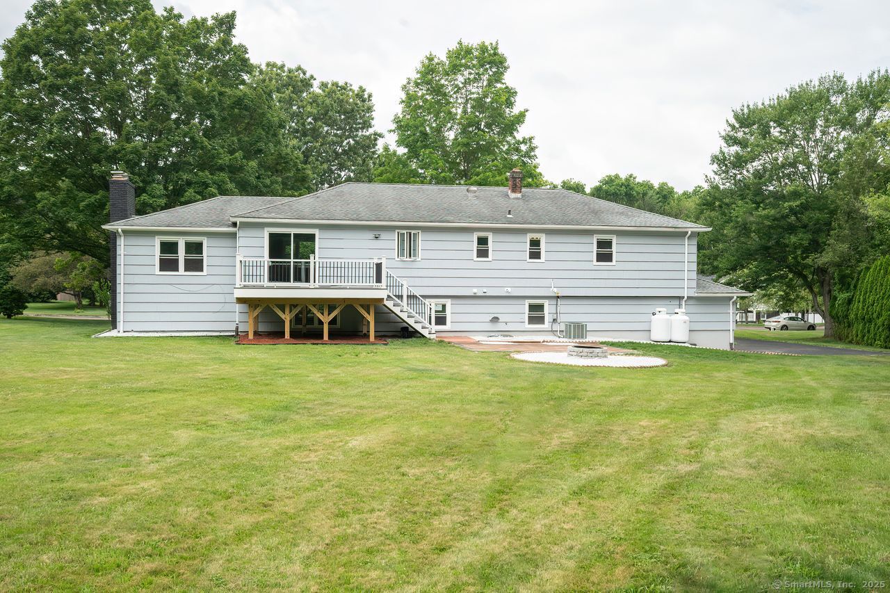 Monroe, Connecticut, 06468, United States, 5 Bedrooms Bedrooms, ,3 BathroomsBathrooms,Residential,For Sale,1907452