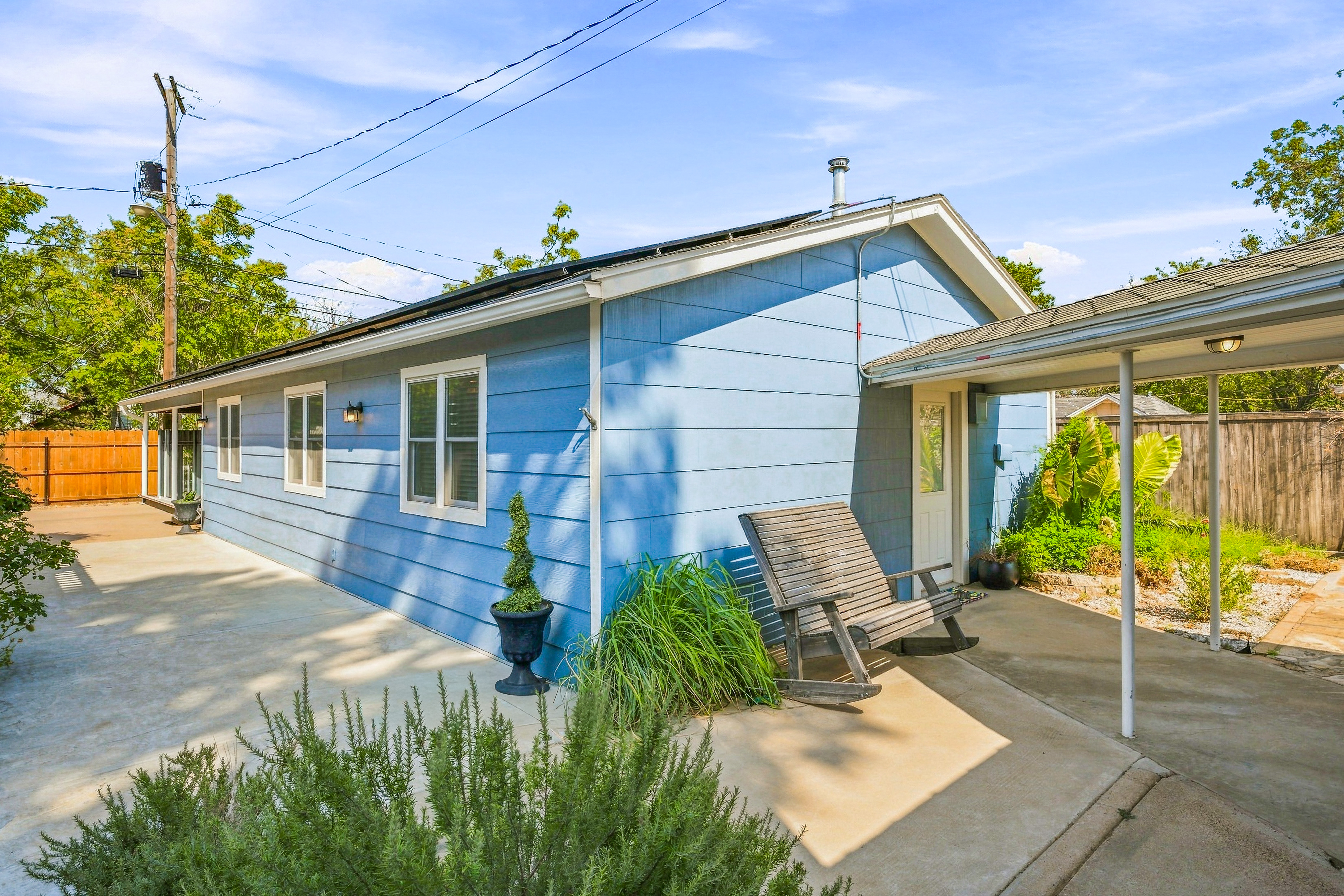  730 Virginia Street, Graham, TX, 76450 - 物件實景