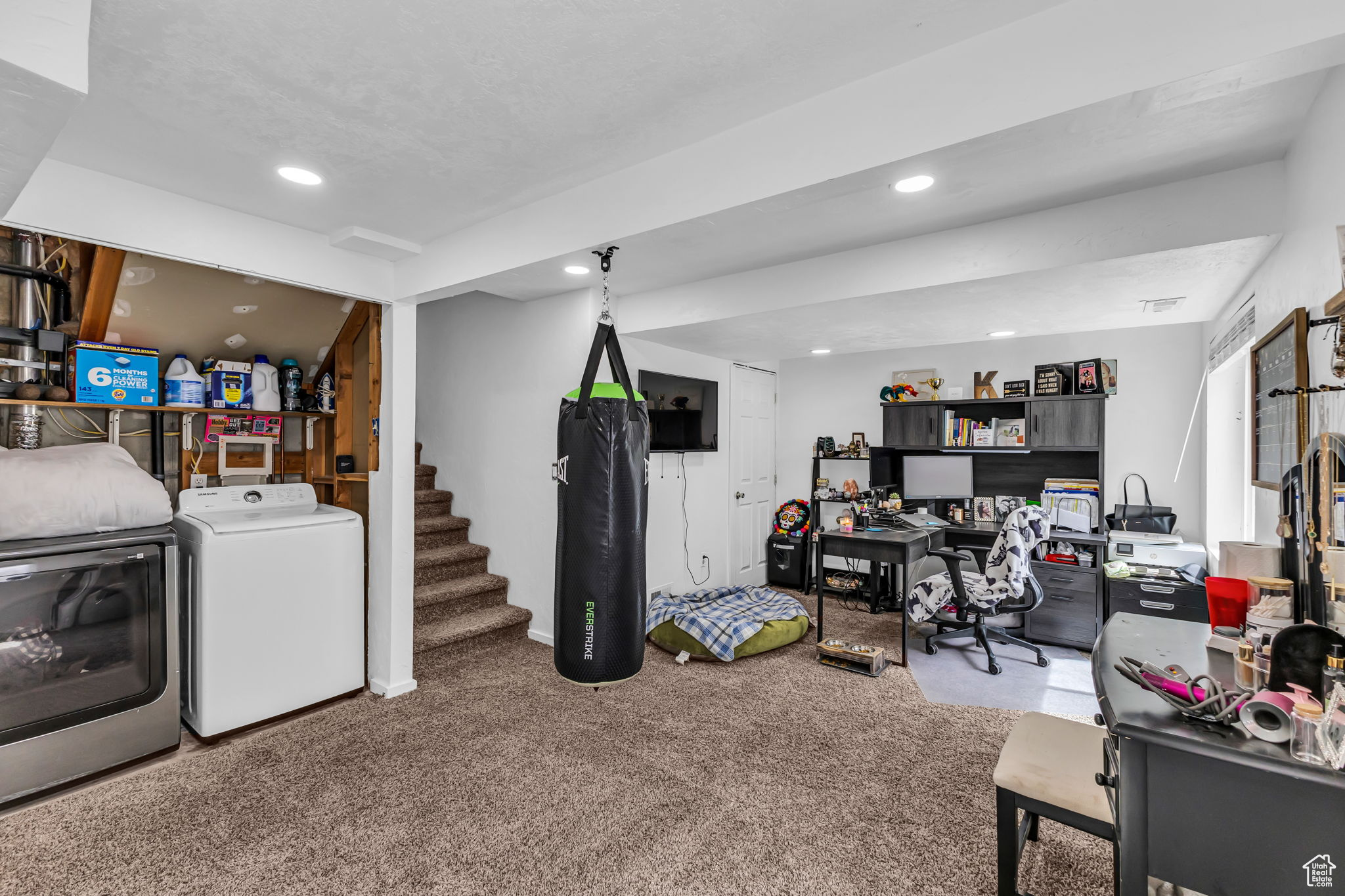 Salt Lake City, Utah, 84118, United States, 4 Bedrooms Bedrooms, ,2 BathroomsBathrooms,Residential,For Sale,1818748