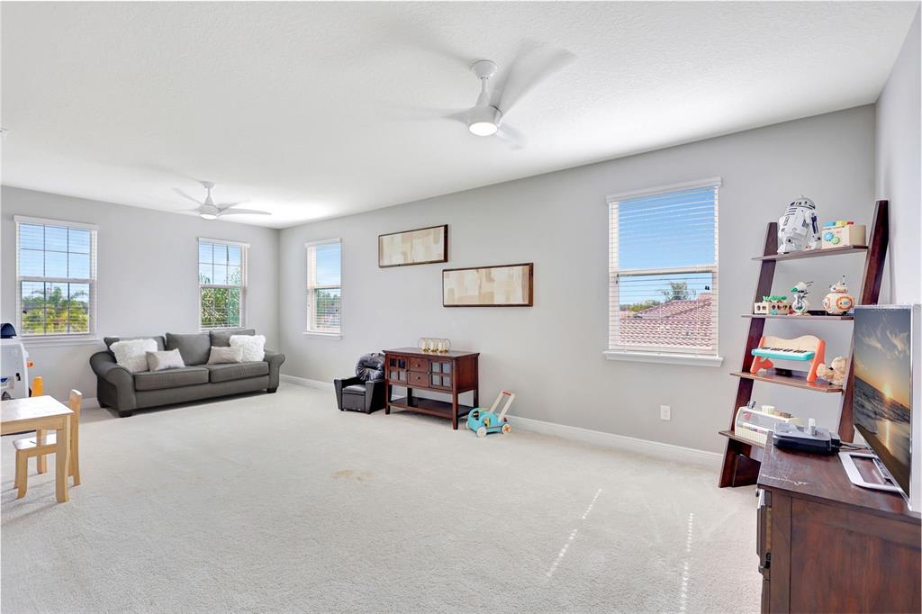 Bradenton, Florida, 34212, United States, 5 Bedrooms Bedrooms, ,5 BathroomsBathrooms,Residential,For Sale,1917227
