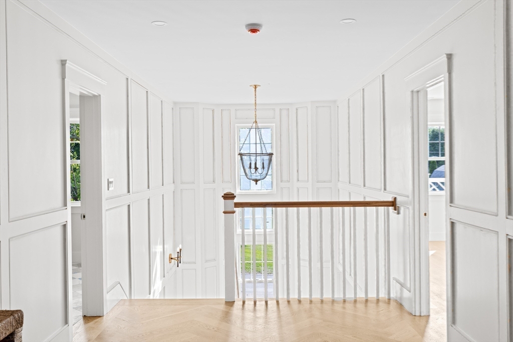 Hingham, Massachusetts, 02043, United States, 5 Bedrooms Bedrooms, ,6 BathroomsBathrooms,Residential,For Sale,1994867