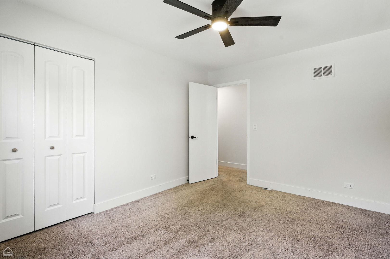 Buffalo Grove, Illinois, 60089, United States, 4 Bedrooms Bedrooms, ,3 BathroomsBathrooms,Residential,For Sale,1911732