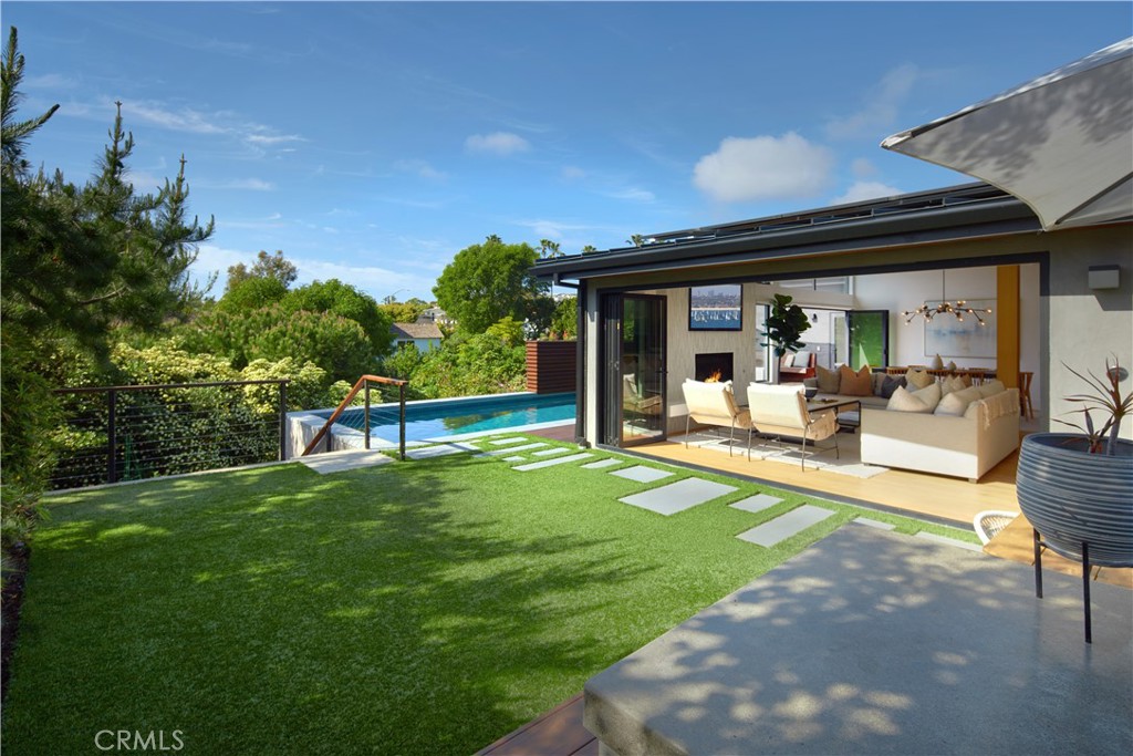 Corona del Mar, California, 92625, United States, 4 Bedrooms Bedrooms, ,5 BathroomsBathrooms,Residential,For Sale,1819361