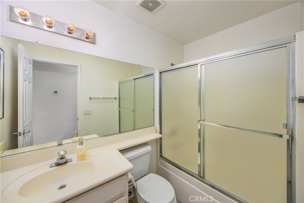 Highland, California, 92346, United States, 3 Bedrooms Bedrooms, ,2 BathroomsBathrooms,Residential,For Sale,1944789