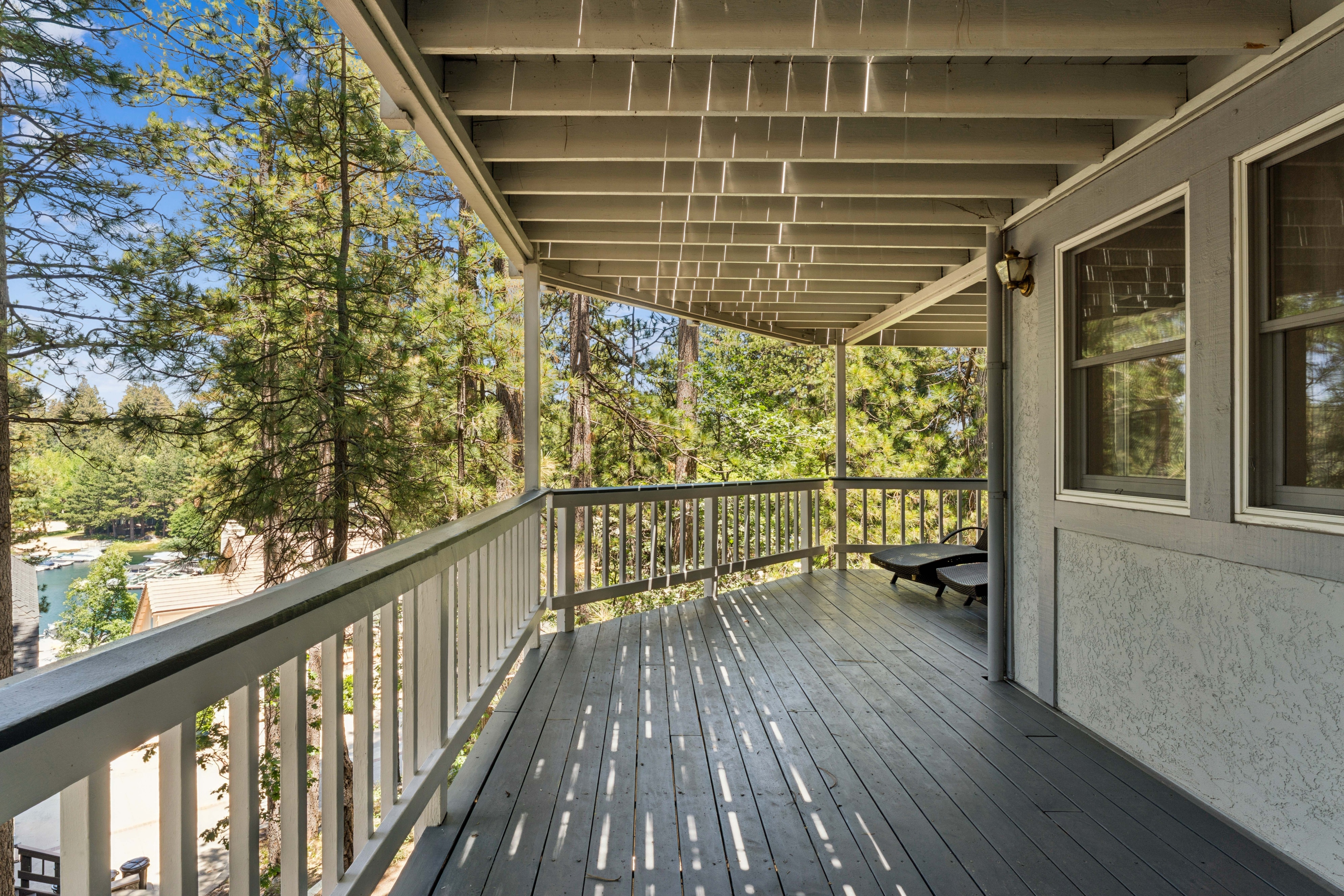  304 Lake Knoll Drive, Lake Arrowhead, CA 92352 - 物件實景