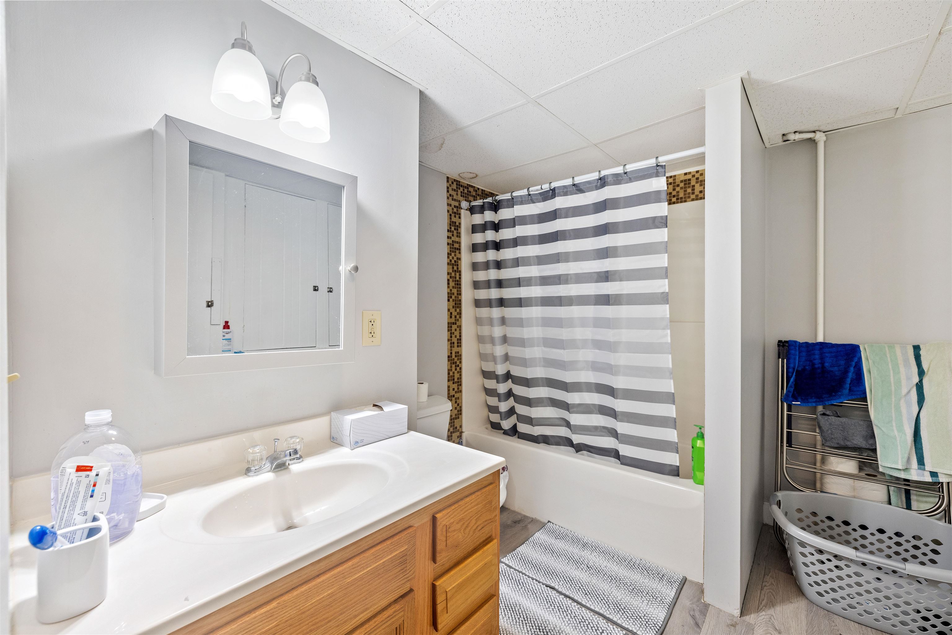 Farmington, New Hampshire, 03835, United States, ,Residential,For Sale,1805483