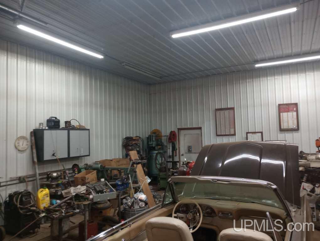 Calumet, Michigan, 49913, United States, 1 Bedroom Bedrooms, ,1 BathroomBathrooms,Residential,For Sale,1921987