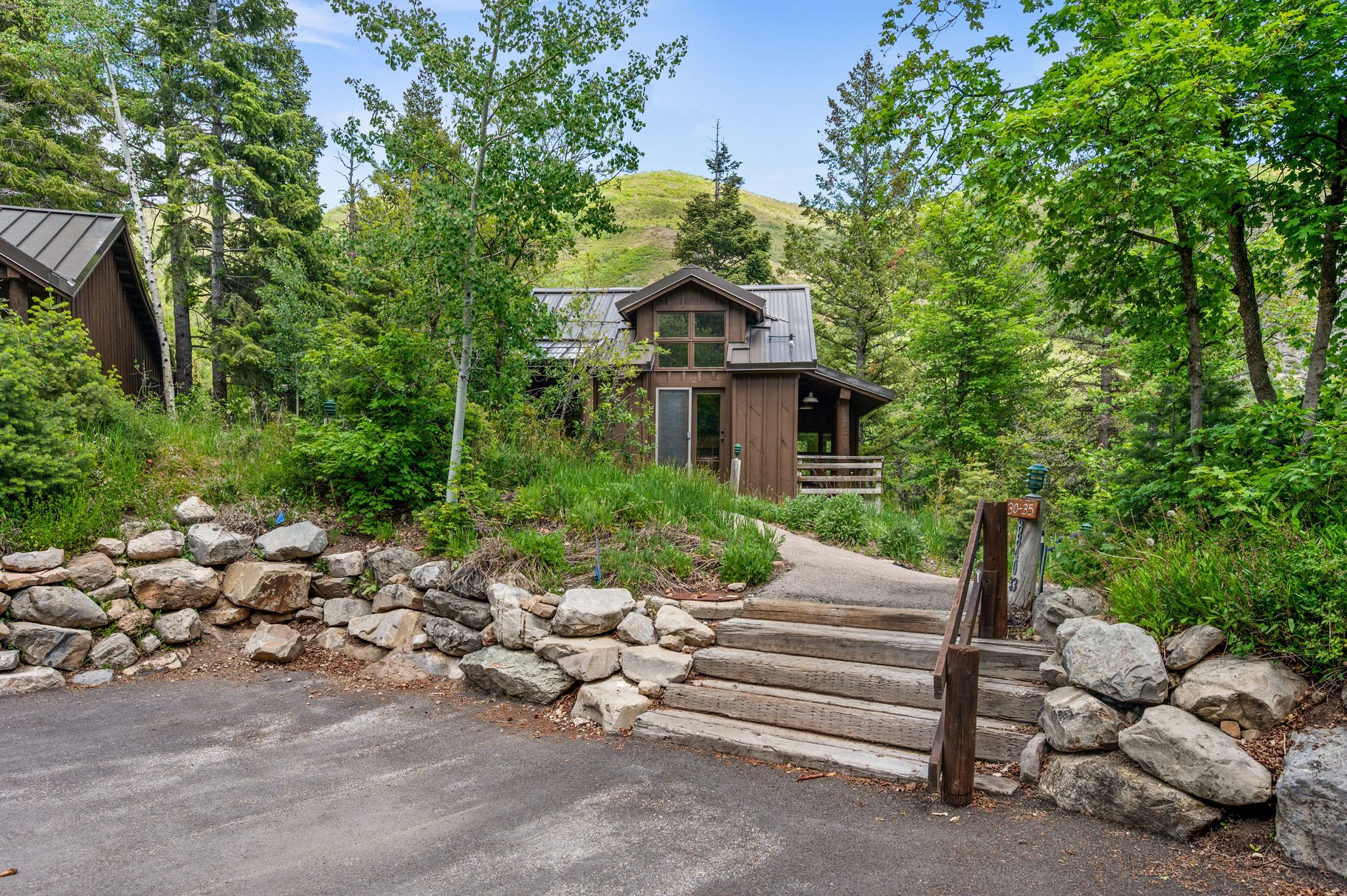  Rare Three-Bedroom Cottage in the Heart of Sundance - 物件實景