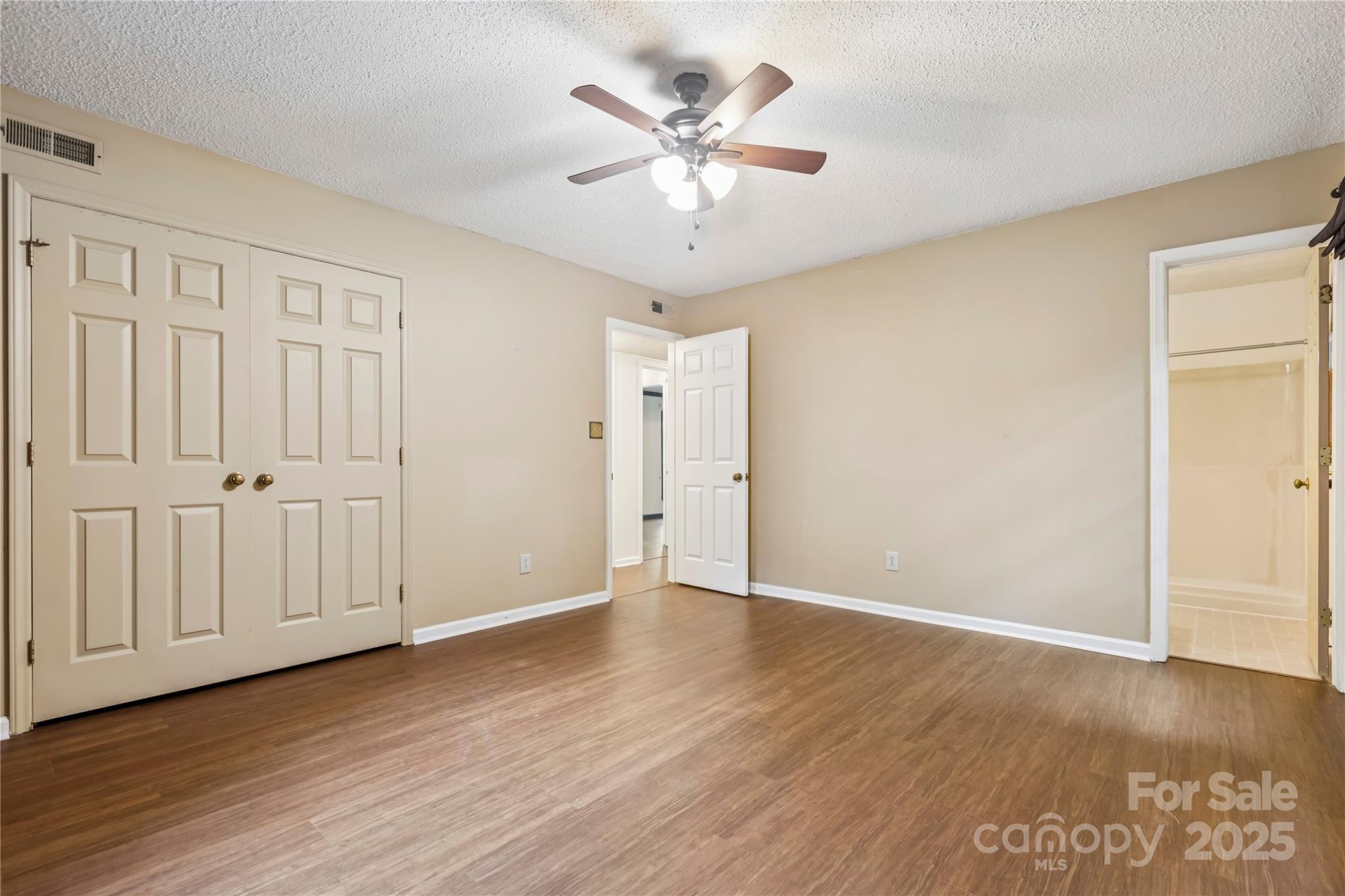Matthews, North Carolina, 28105, United States, 4 Bedrooms Bedrooms, ,3 BathroomsBathrooms,Residential,For Sale,1938548