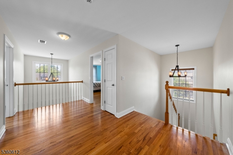 Bridgewater Twp., New Jersey, 08807, United States, 4 Bedrooms Bedrooms, ,4 BathroomsBathrooms,Residential,For Sale,1838632
