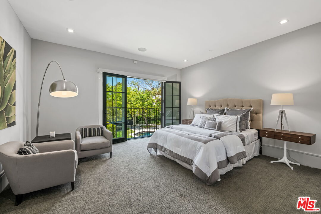 Los Angeles, California, 90077, United States, 5 Bedrooms Bedrooms, ,7 BathroomsBathrooms,Residential,For Sale,1768460