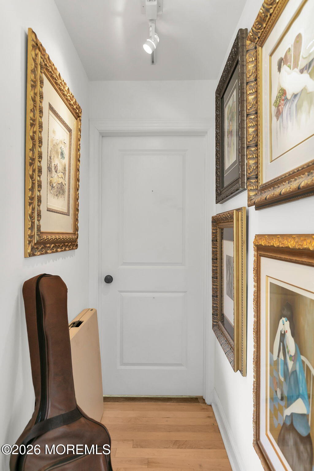 Red Bank, New Jersey, 07701, United States, ,3 BathroomsBathrooms,Residential,For Sale,2040176