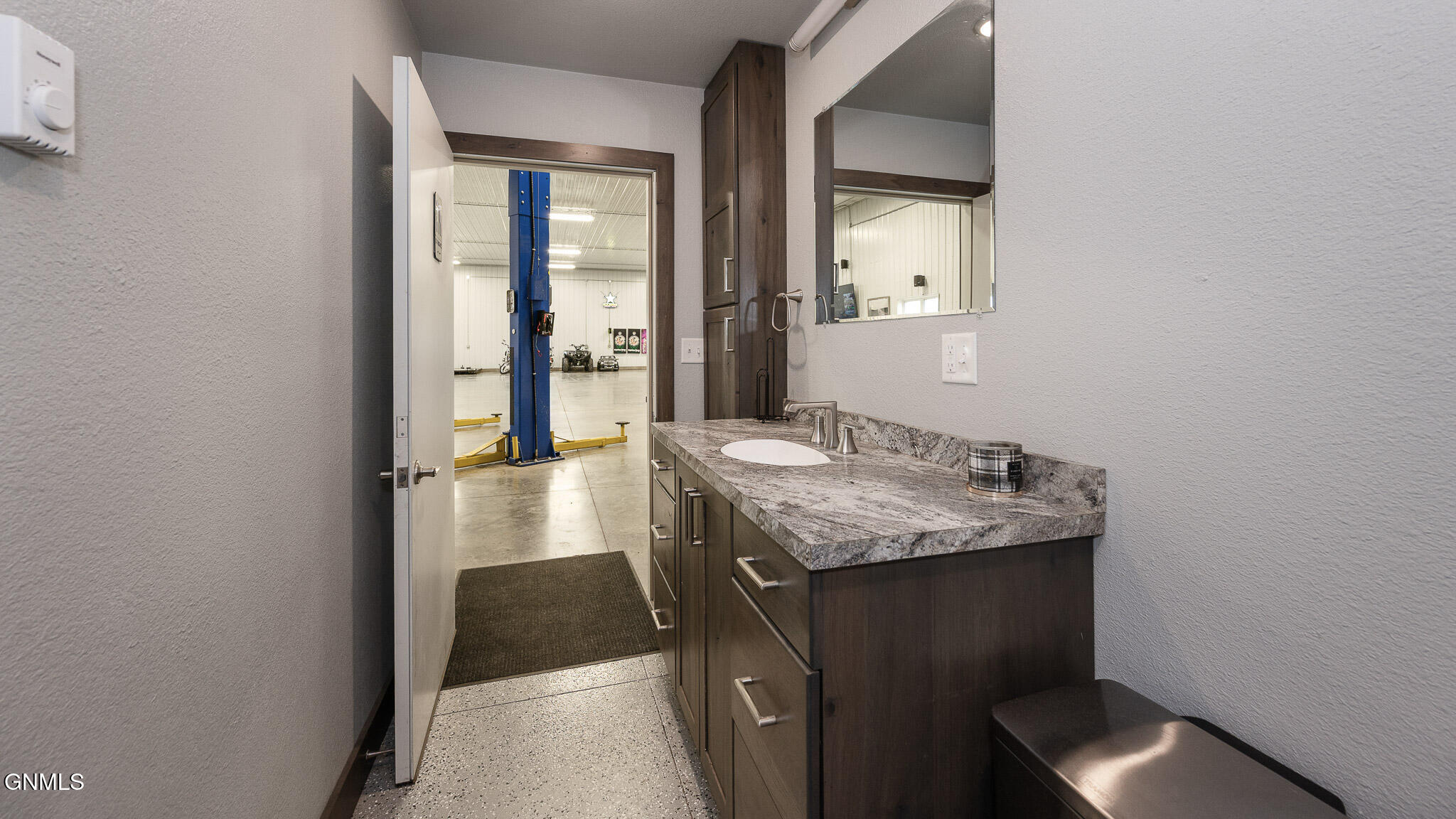 Center, North Dakota, 58530, United States, 4 Bedrooms Bedrooms, ,3 BathroomsBathrooms,Residential,For Sale,1982798