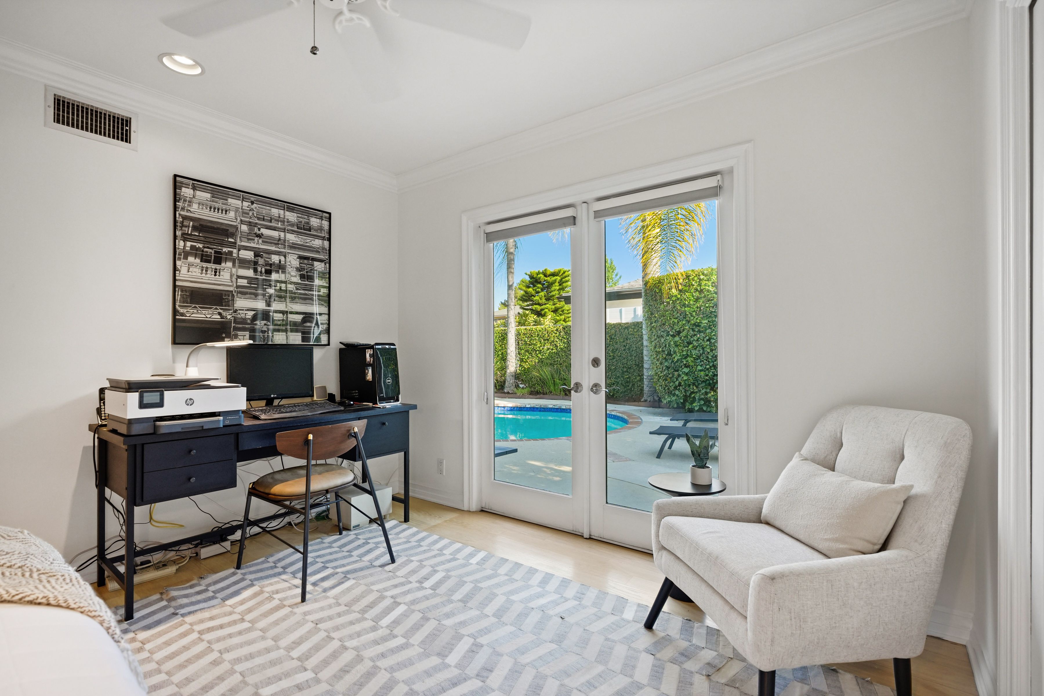 12428 Addison Street - 物件實景