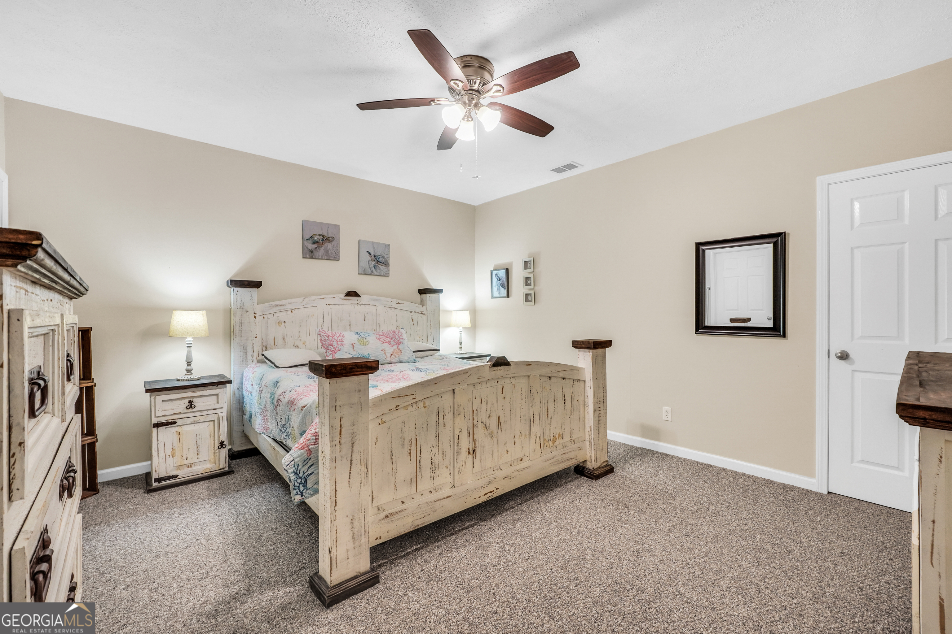 Jenkinsburg, Georgia, 30234, United States, 5 Bedrooms Bedrooms, ,4 BathroomsBathrooms,Residential,For Sale,1928448