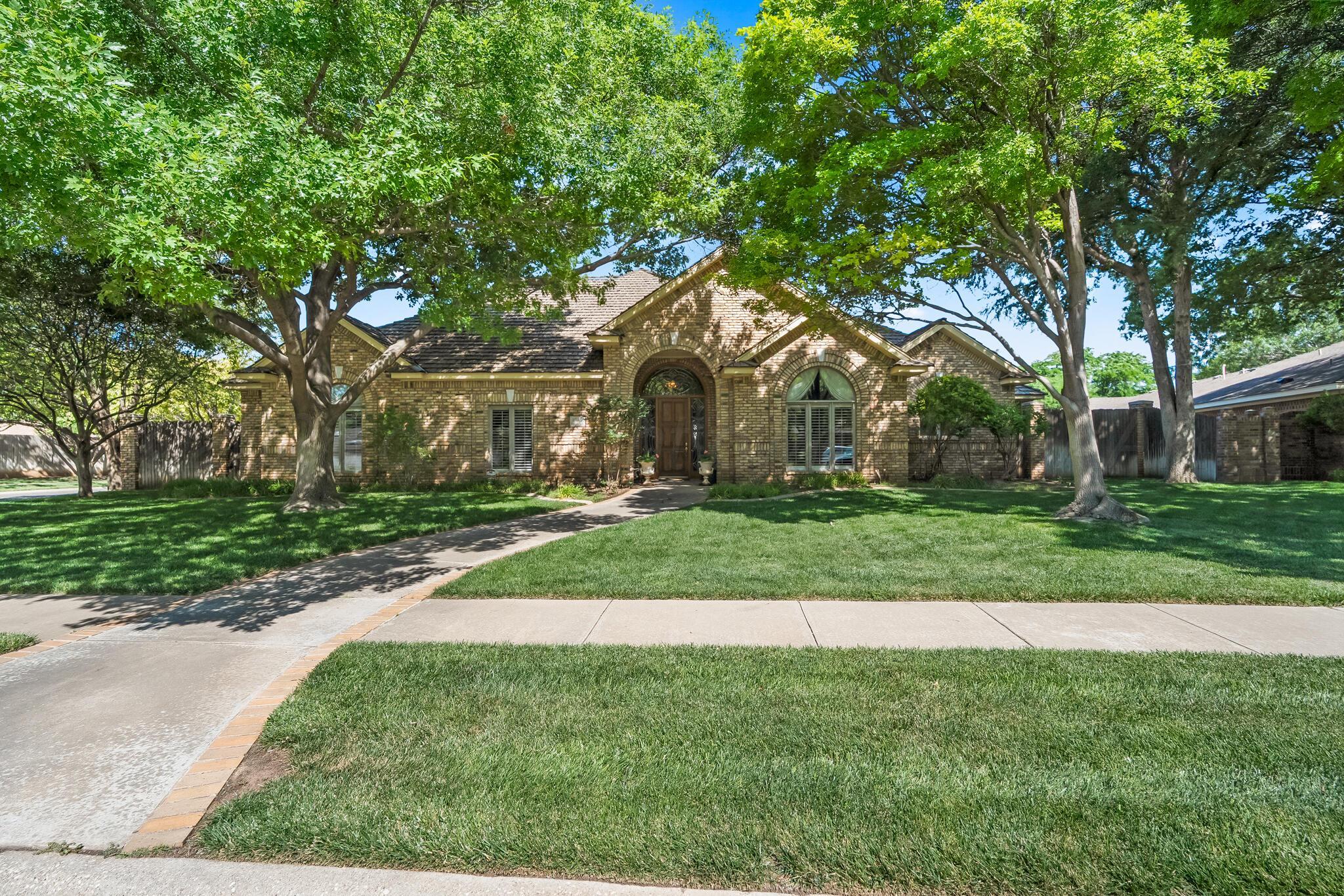 Stoneham Dr, Amarillo, TX 79109