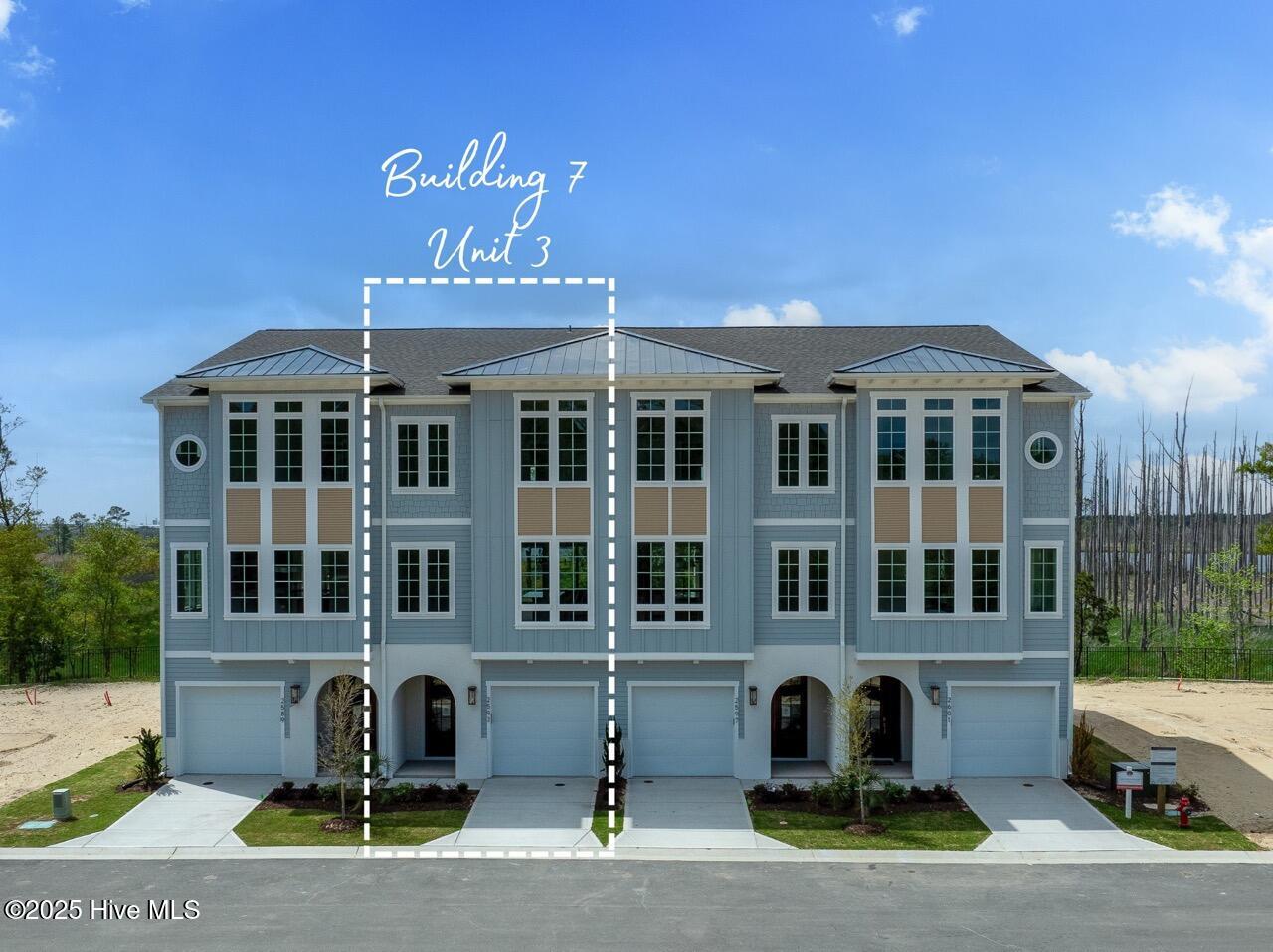 Castle Hayne, North Carolina, 28429, United States, 4 Bedrooms Bedrooms, ,5 BathroomsBathrooms,Residential,For Sale,1847333