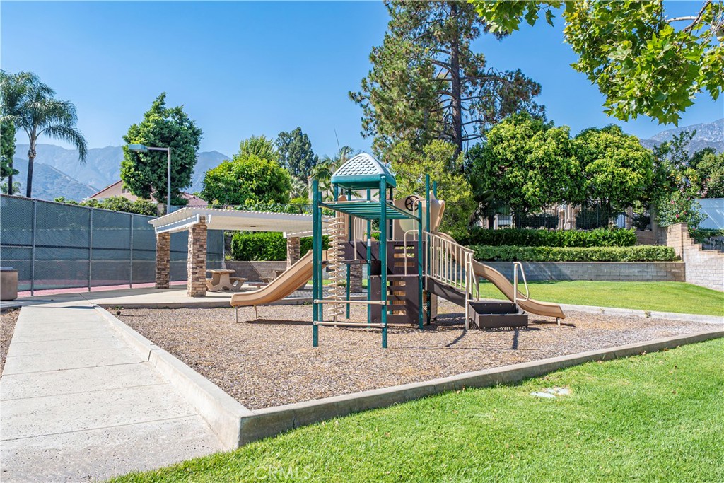 Upland, California, 91784, United States, 3 Bedrooms Bedrooms, ,1 BathroomBathrooms,Residential,For Sale,1899401