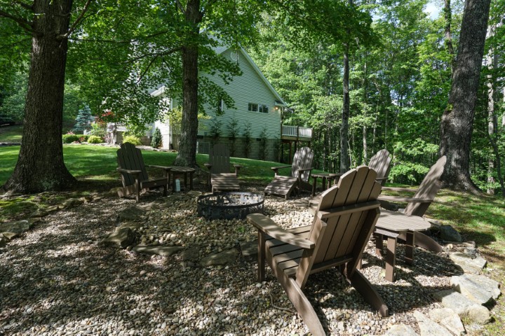 Horner, West Virginia, 26732, United States, 4 Bedrooms Bedrooms, ,4 BathroomsBathrooms,Residential,For Sale,1955004
