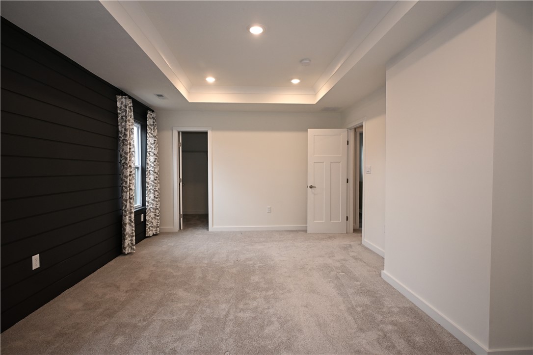 Oakdale, Pennsylvania, 15071, United States, 4 Bedrooms Bedrooms, ,4 BathroomsBathrooms,Residential,For Sale,2000076