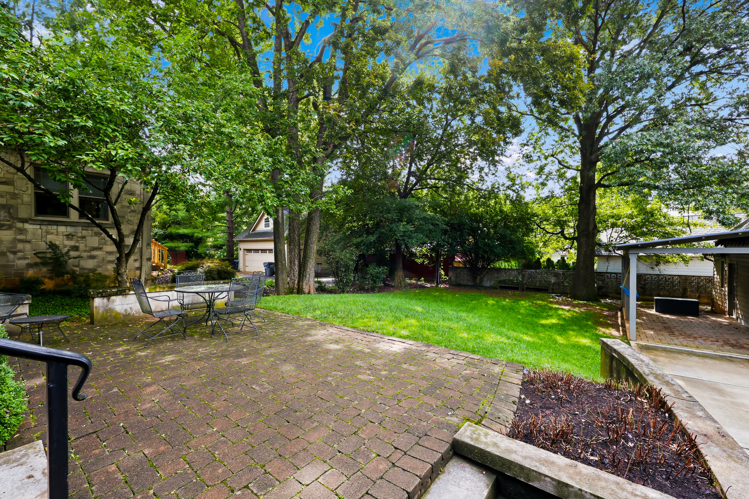  222 Kingsway Drive - 物件實景