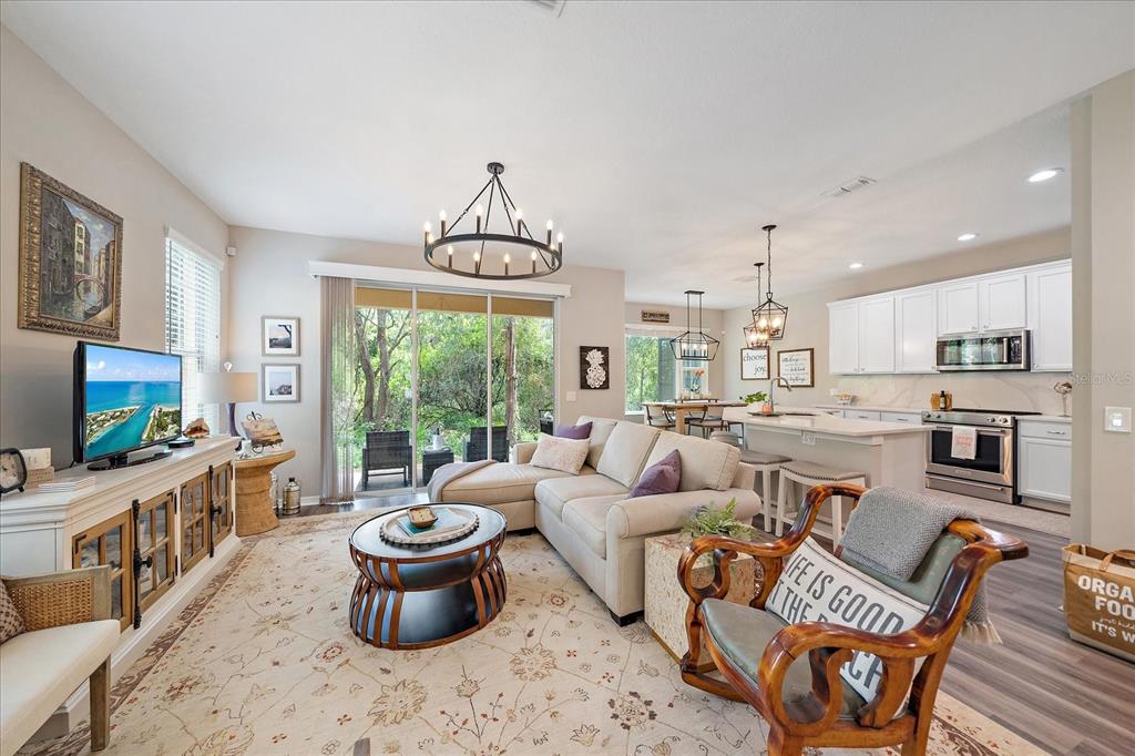 Sarasota, Florida, 34243, United States, 3 Bedrooms Bedrooms, ,3 BathroomsBathrooms,Residential,For Sale,1885250