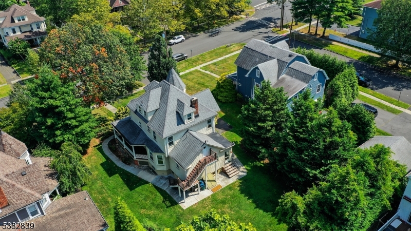 Westfield Town, New Jersey, 07090, United States, 5 Bedrooms Bedrooms, ,3 BathroomsBathrooms,Residential,For Sale,1941025