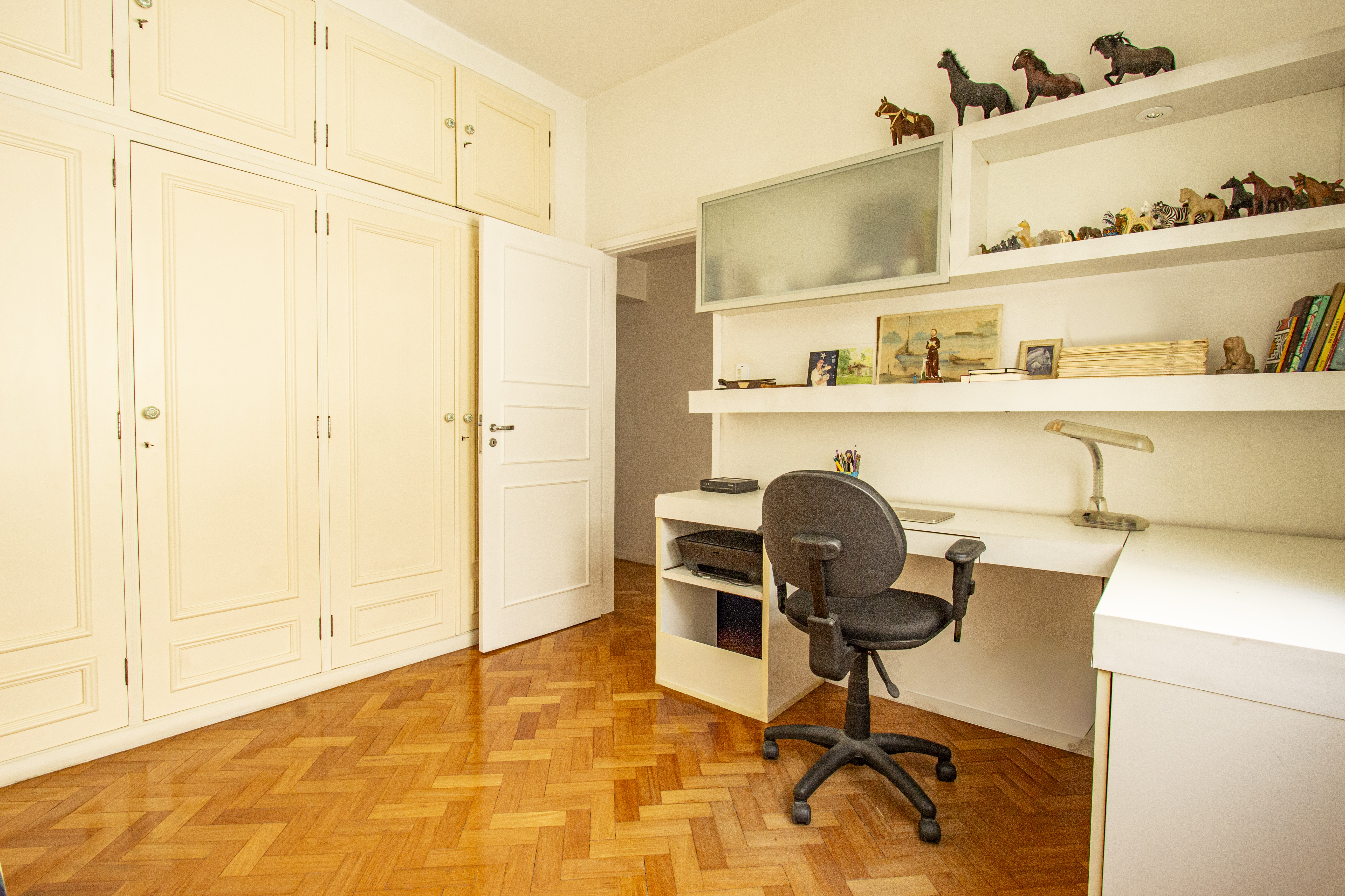  Apartment with High Ceilings and Spacious Interiors in Leblon - 物件實景