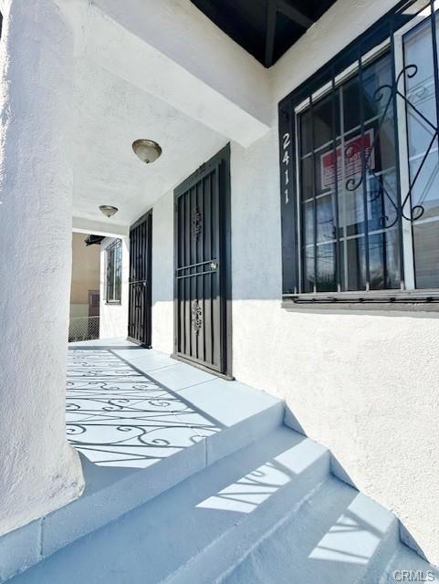 Los Angeles, California, 90011, United States, 2 Bedrooms Bedrooms, ,Residential,For Sale,2009753