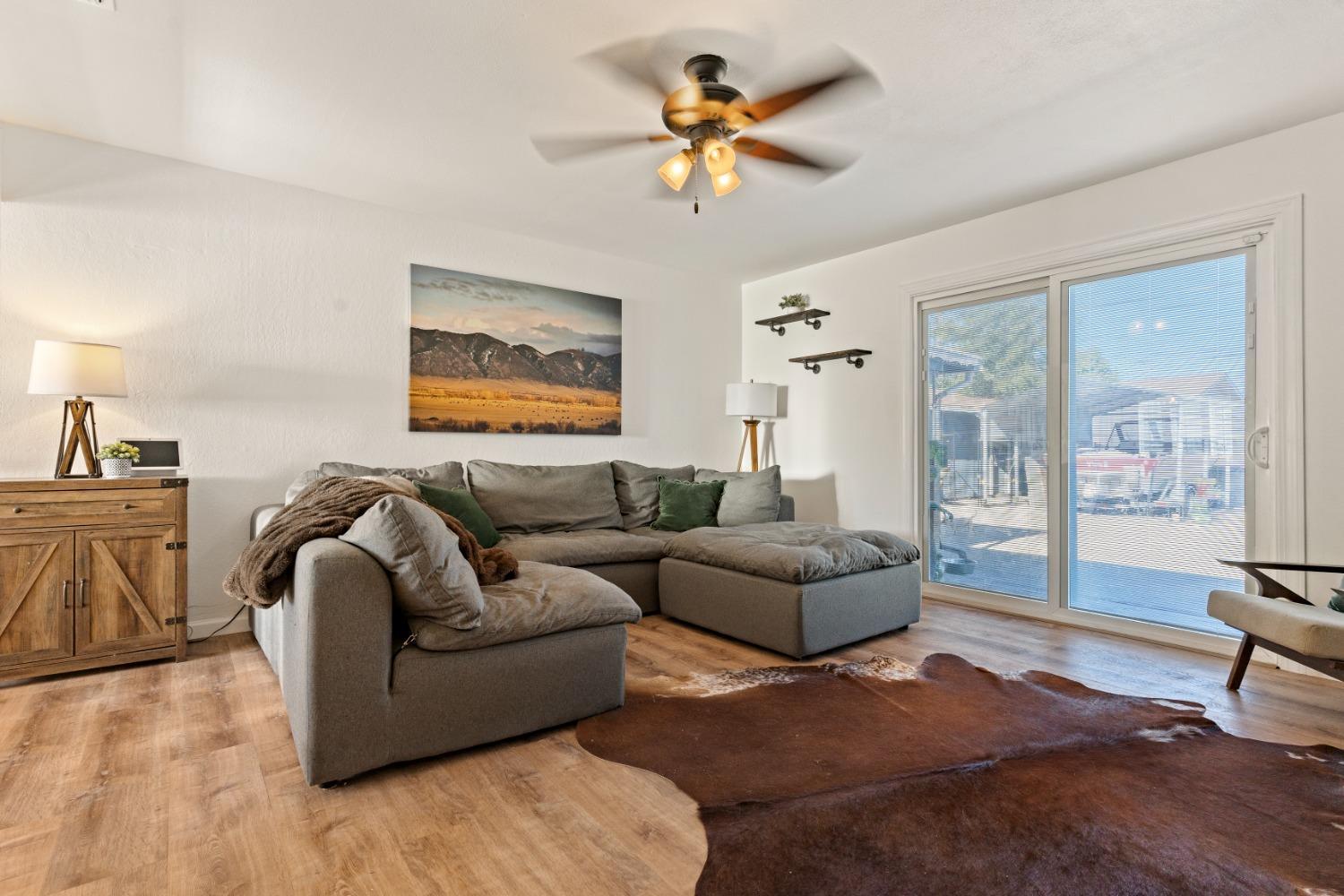 Orangevale, California, 95662, United States, 3 Bedrooms Bedrooms, ,1 BathroomBathrooms,Residential,For Sale,1975471