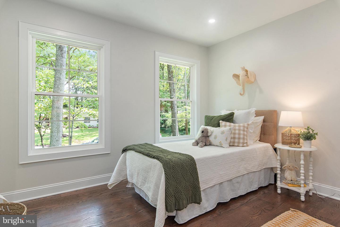 Annapolis, Maryland, 21403, United States, 4 Bedrooms Bedrooms, ,5 BathroomsBathrooms,Residential,For Sale,1900943