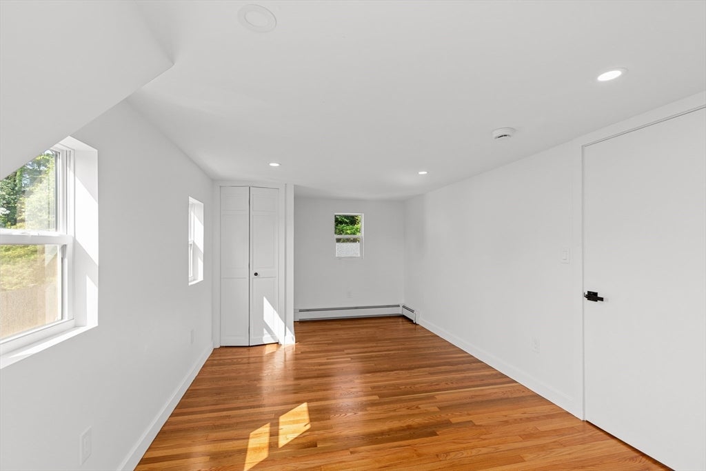 Plymouth, Massachusetts, 02360, United States, 4 Bedrooms Bedrooms, ,4 BathroomsBathrooms,Residential,For Sale,1981887