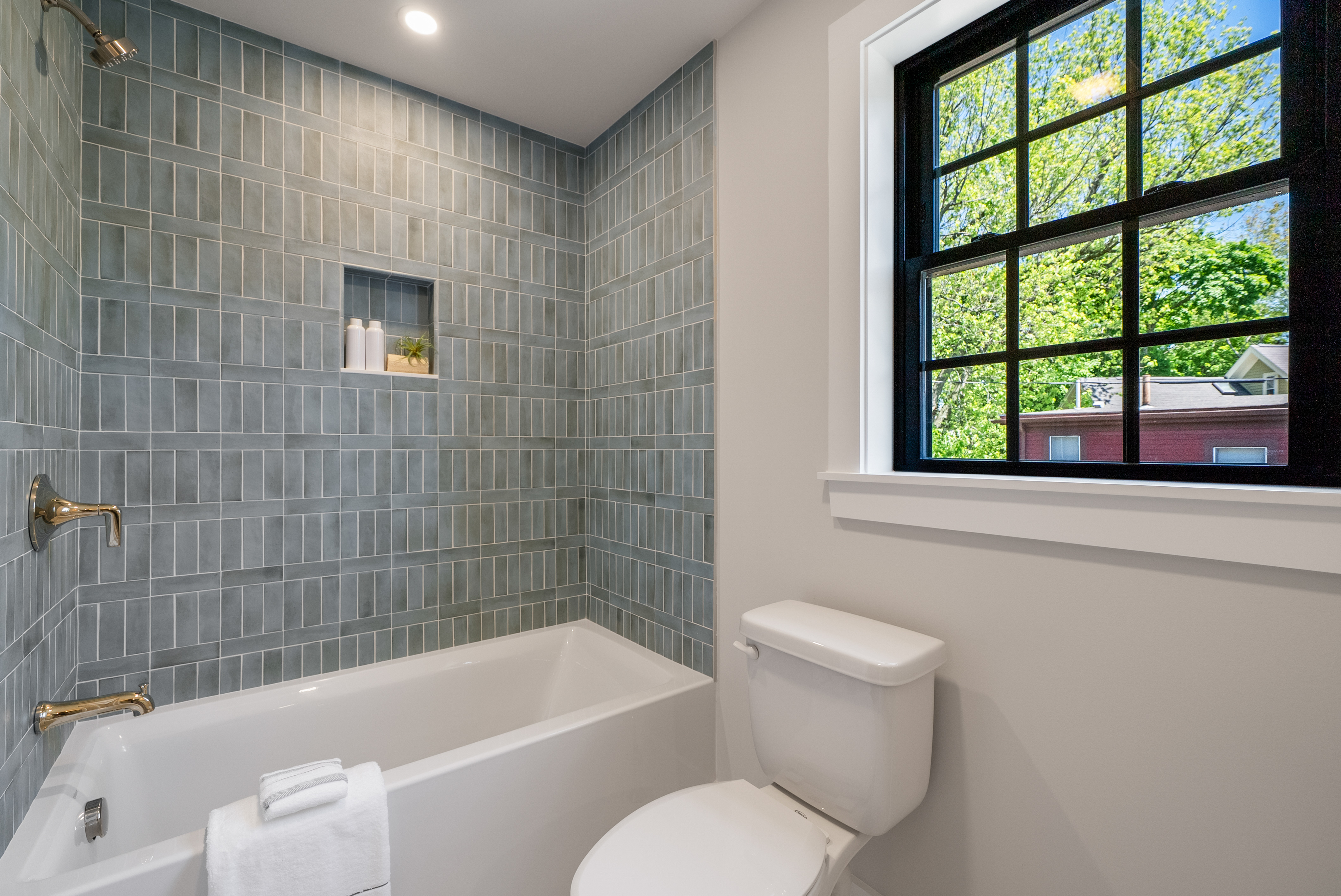  50 Lewis Avenue, Arlington, MA, 02474 - 物件實景