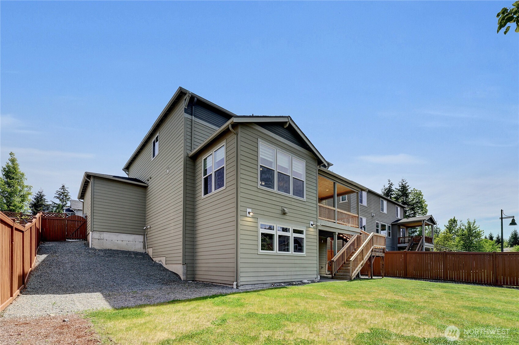Bonney Lake, Washington, 98391, United States, 5 Bedrooms Bedrooms, ,3 BathroomsBathrooms,Residential,For Sale,1916895