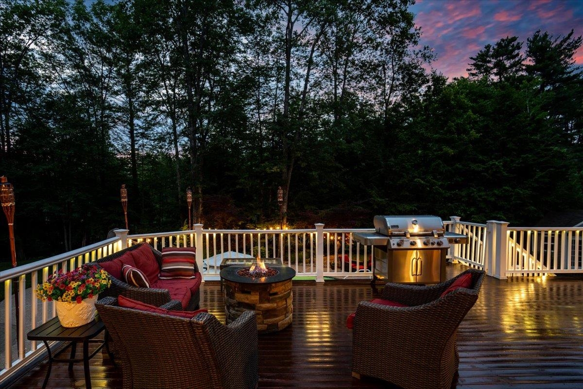 Bedford, New Hampshire, 03110, United States, 4 Bedrooms Bedrooms, ,5 BathroomsBathrooms,Residential,For Sale,1865787