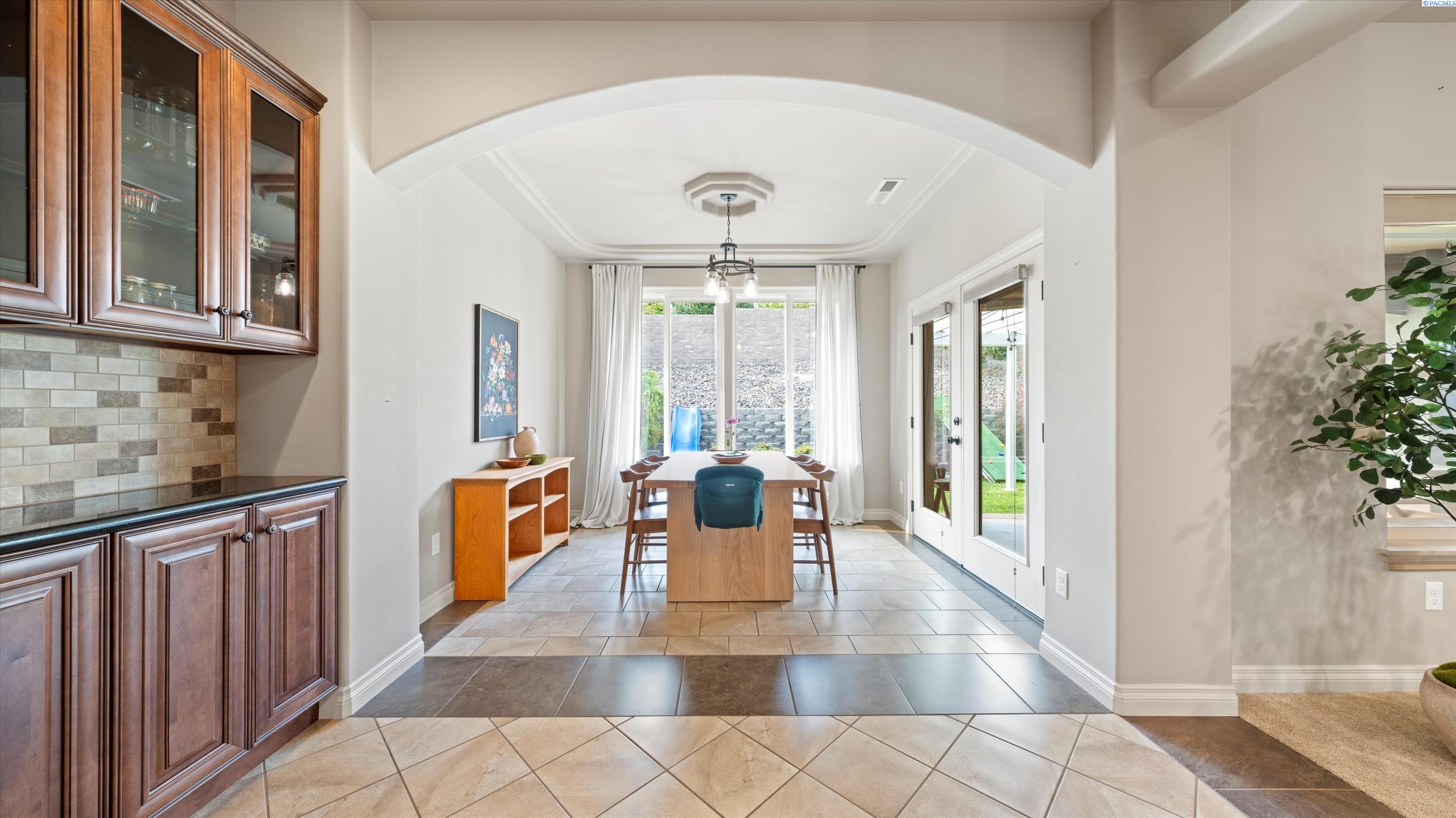 Kennewick, Washington, 99337, United States, 3 Bedrooms Bedrooms, ,2 BathroomsBathrooms,Residential,For Sale,1941817
