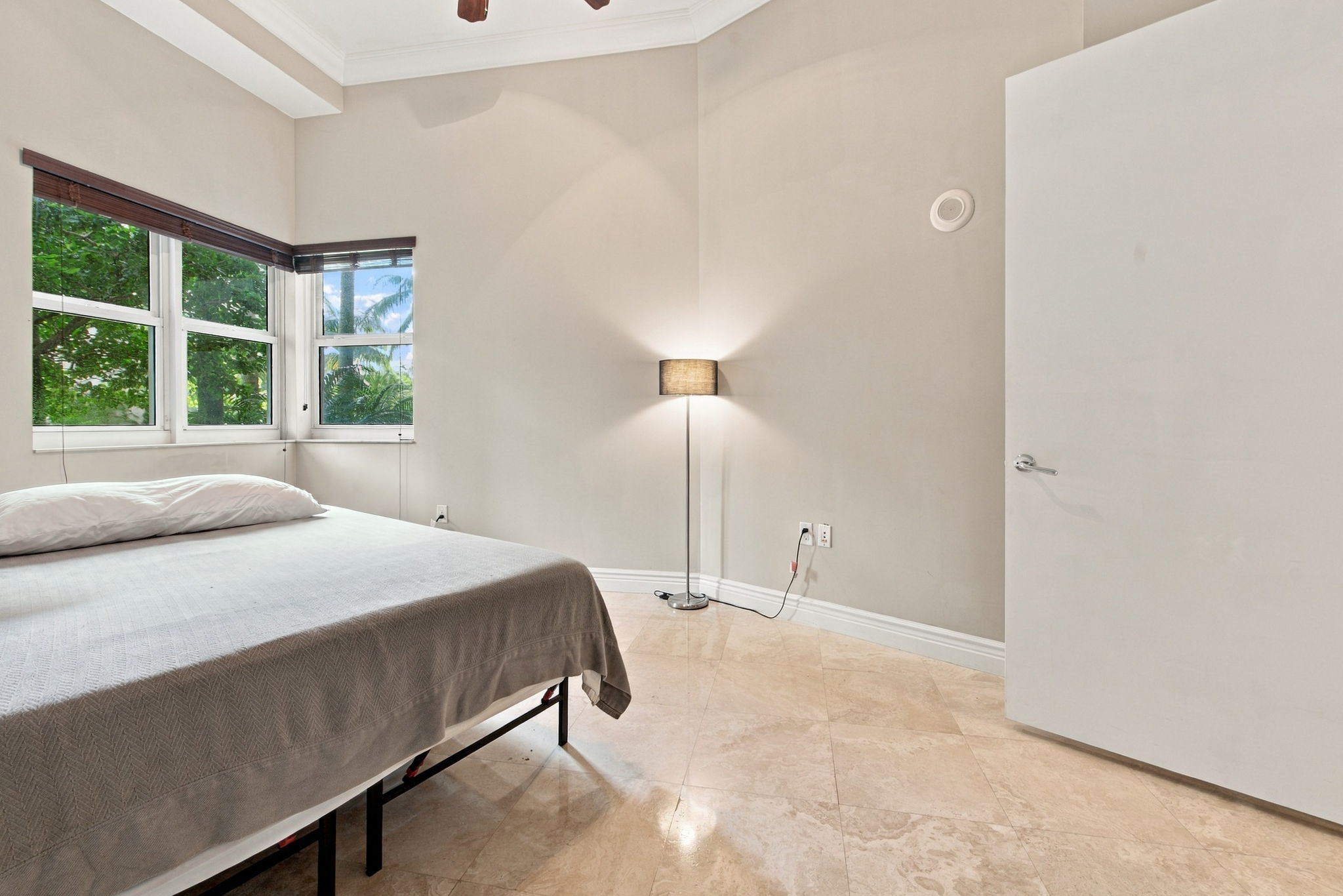 19900 E Country Club Dr, Aventura, FL, 33180 - 物件實景