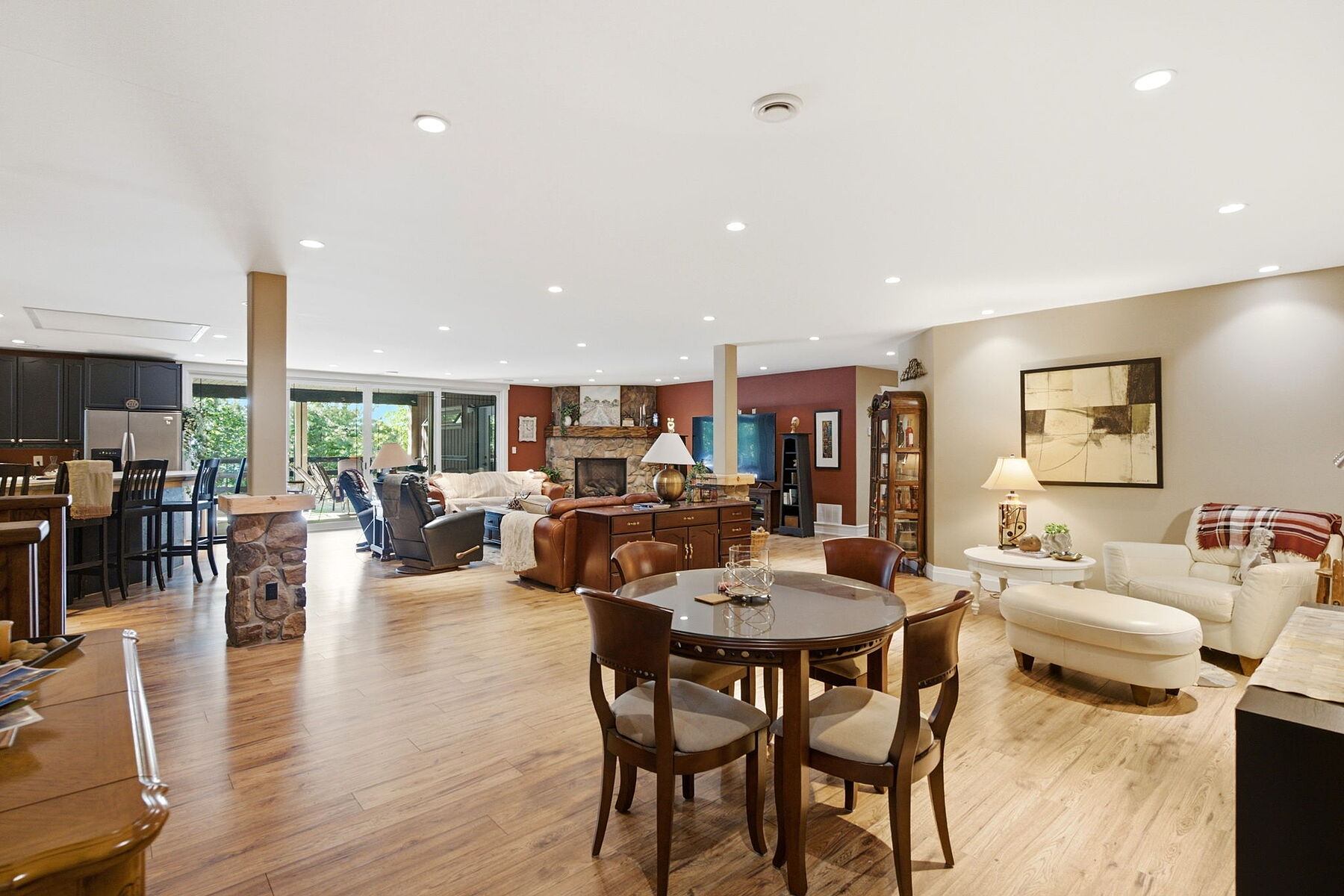 Exceptional Waterfront Estate - 物件實景